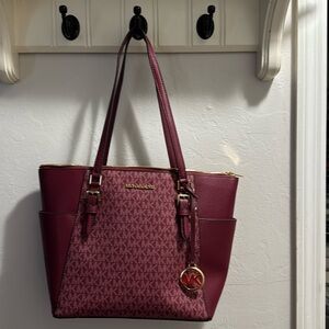 Michael Kors large tote bag. Style Charlotte and color Mulberry MLT LG TZ tote